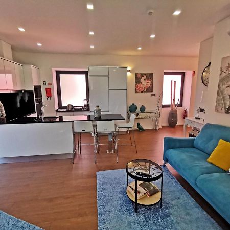 Charming Studios In Calheta Beach - Villa Esmeralda Kültér fotó