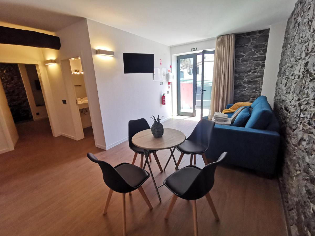 Charming Studios In Calheta Beach - Villa Esmeralda Kültér fotó